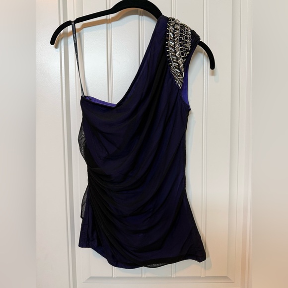 bebe One-Shoulder Purple Draped Top with Embellished Shoulder size Small - Picture 11 of 11